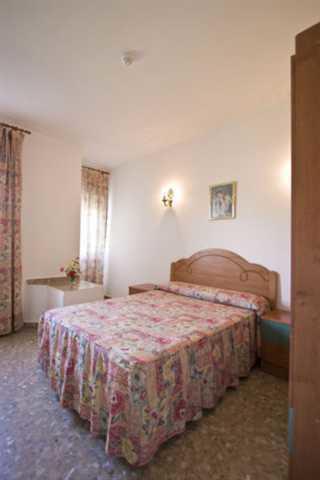 Guest house Hostal Europa
