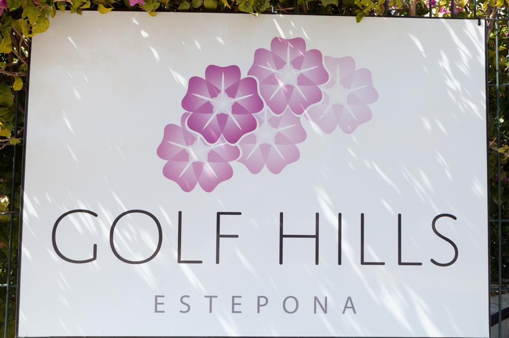 Golf Hills