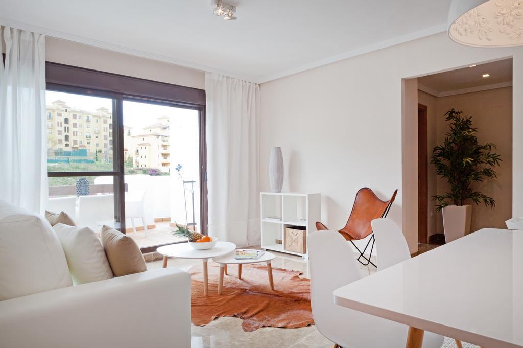 Apartment Golf Hills *