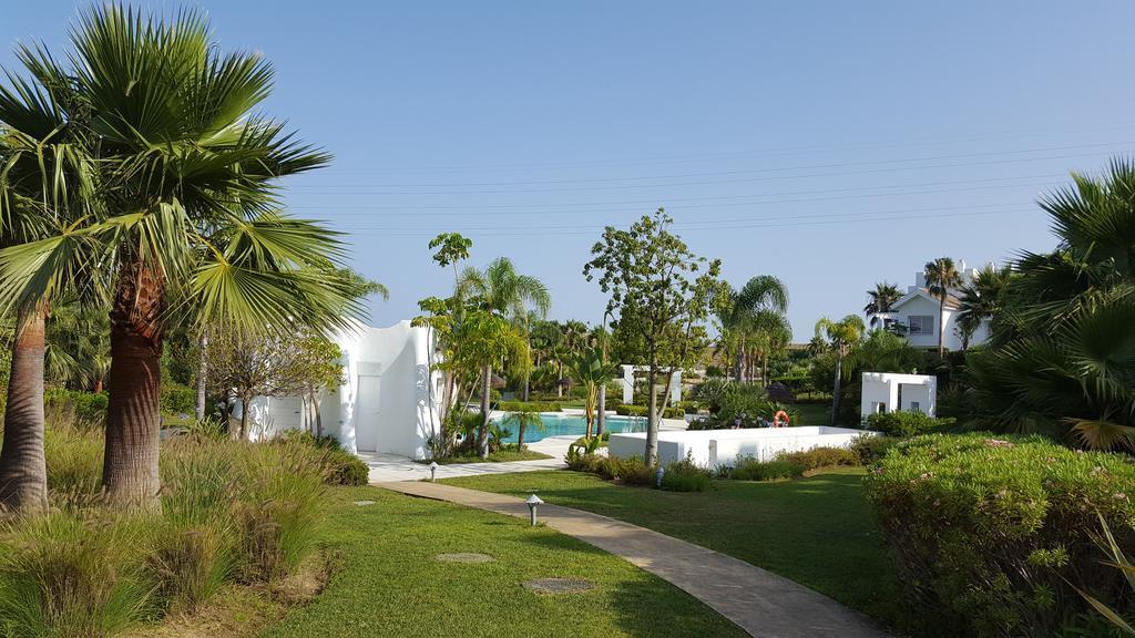 Alcazaba Lagoon