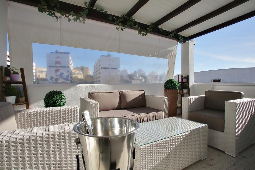 Balcon De Apartamento *