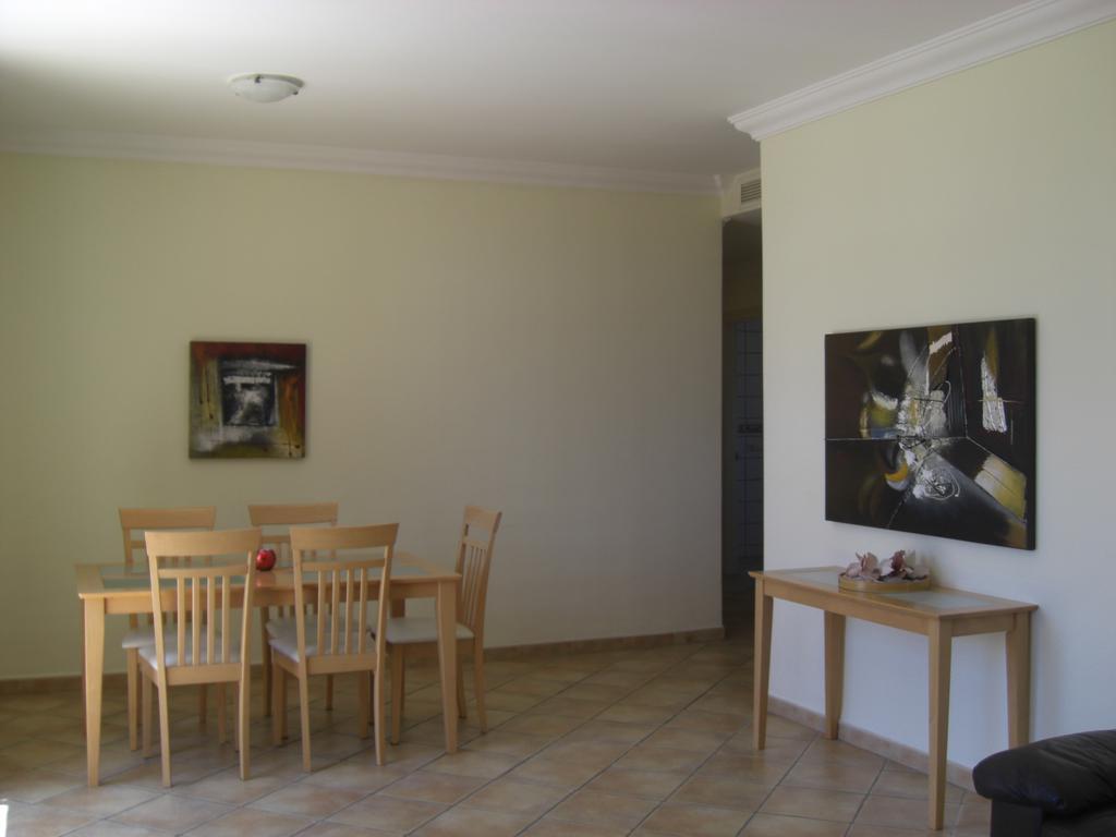 Apartment El Paraiso Beach Side *