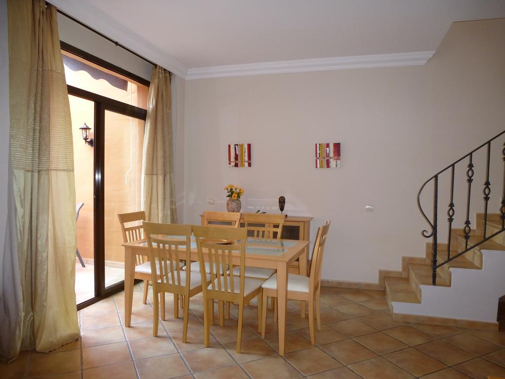 Apartment El Paraiso Beach Side *