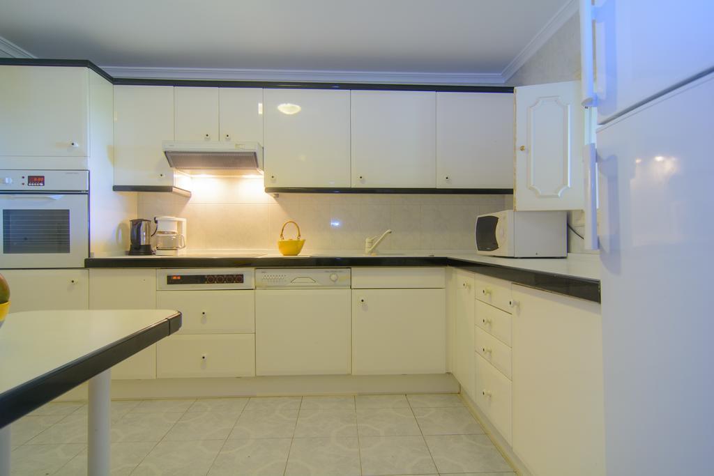 First Line Townhouse Venalmar *