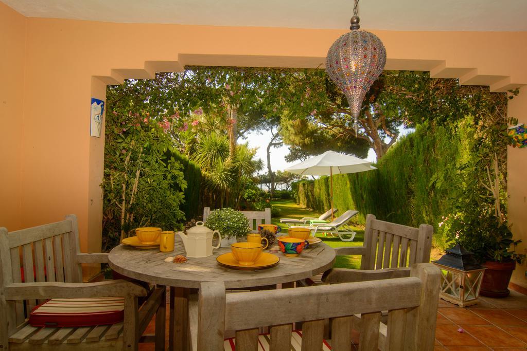 First Line Townhouse Venalmar Casa de férias