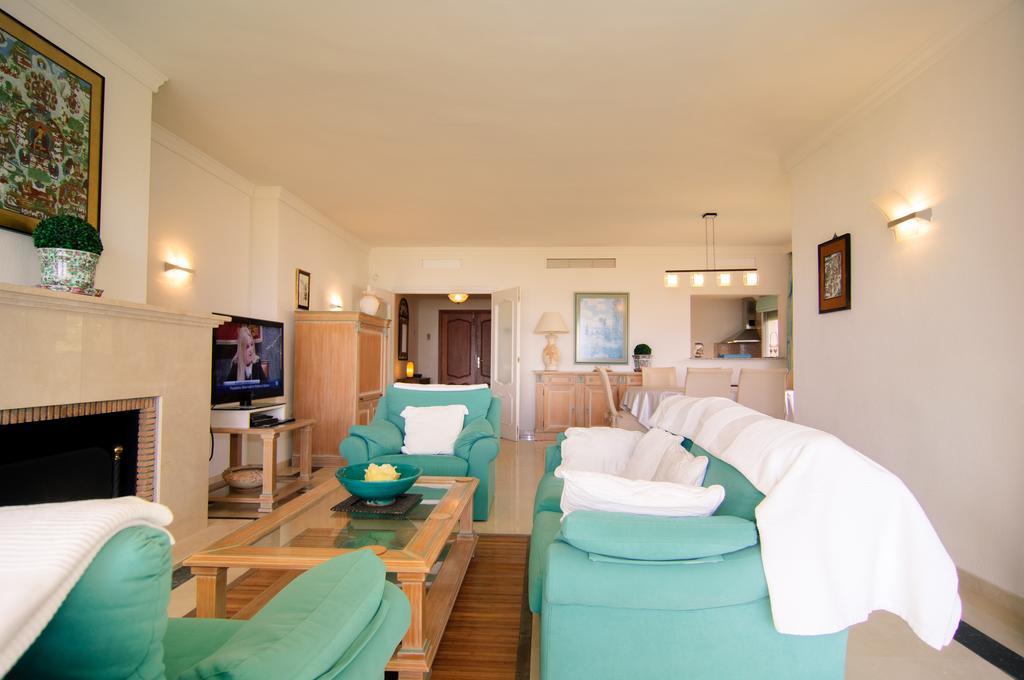 Penthouse Venalmar Holiday home
