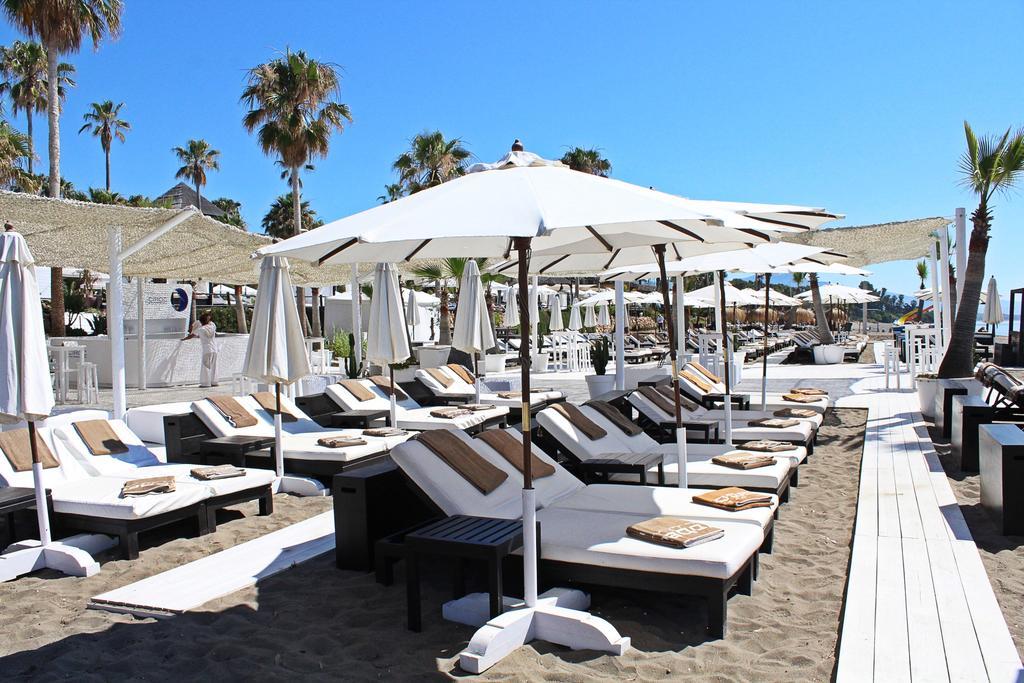 Apartamento Laguna Beach * Estepona