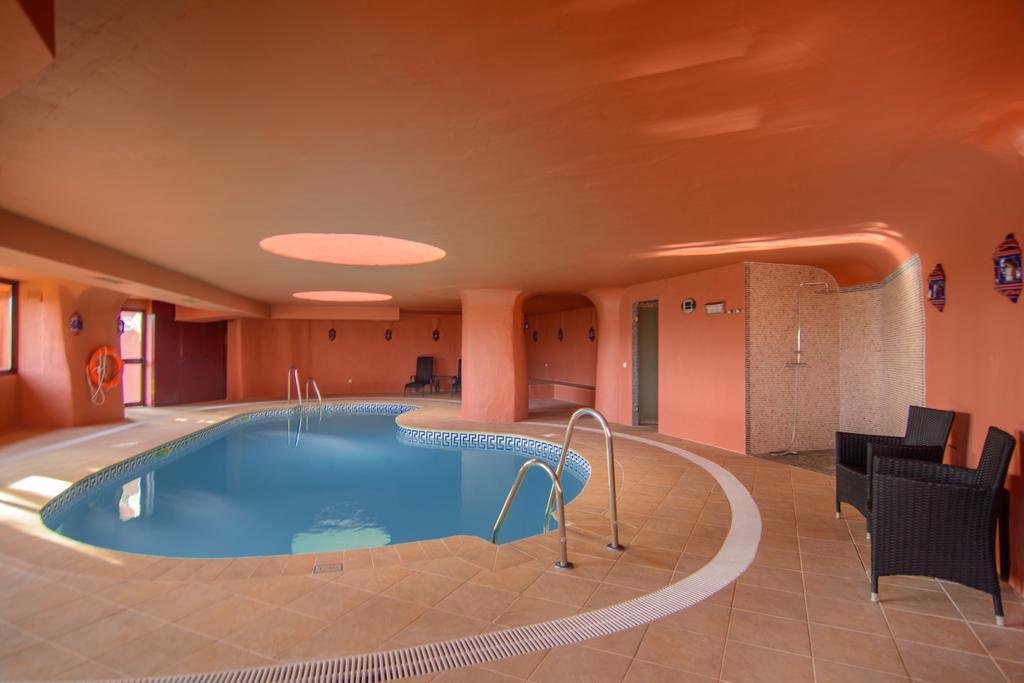 First Line Menara Beach Apartment Estepona