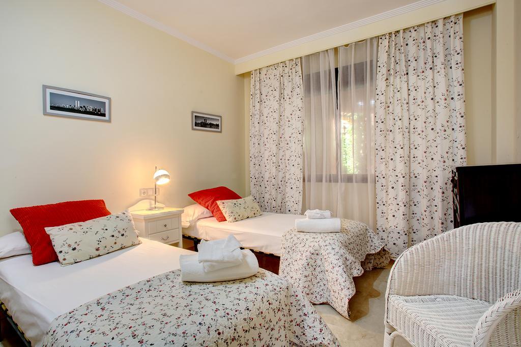 Jardines De Nueva Galera Bajo Apartment *