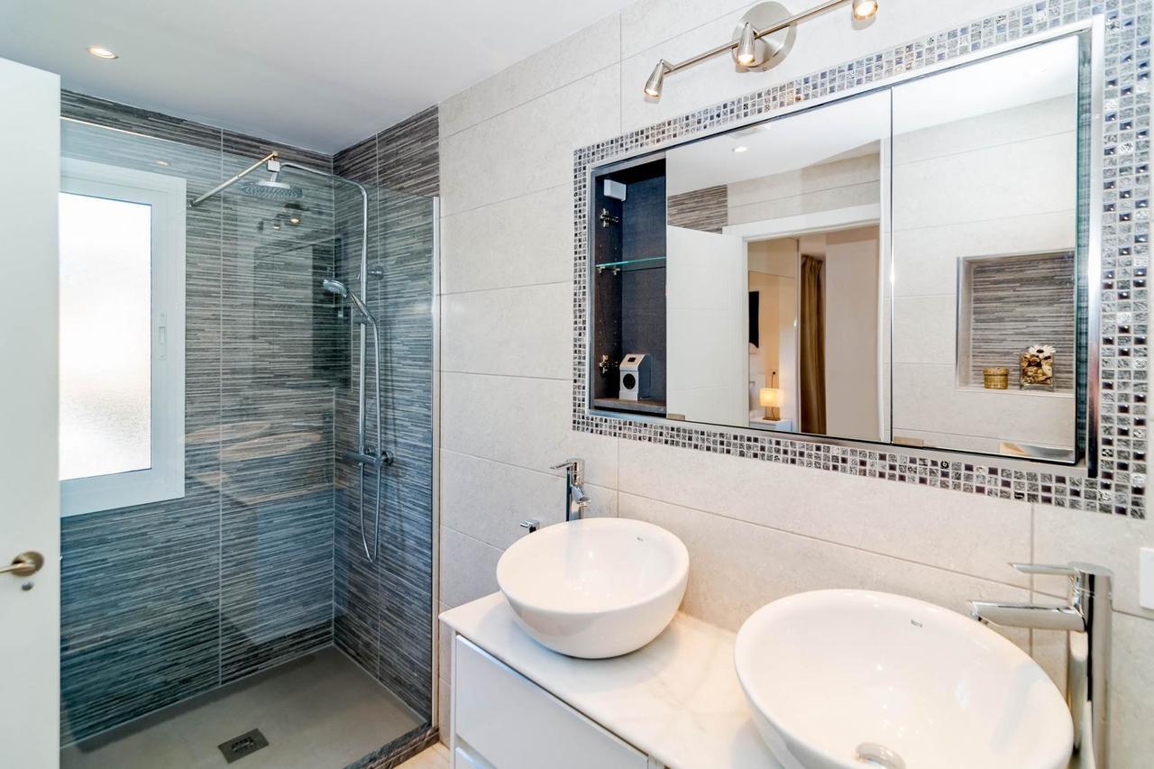 Apartment Cp1-2 Bedroom Front Line Cristo Playa Estepona