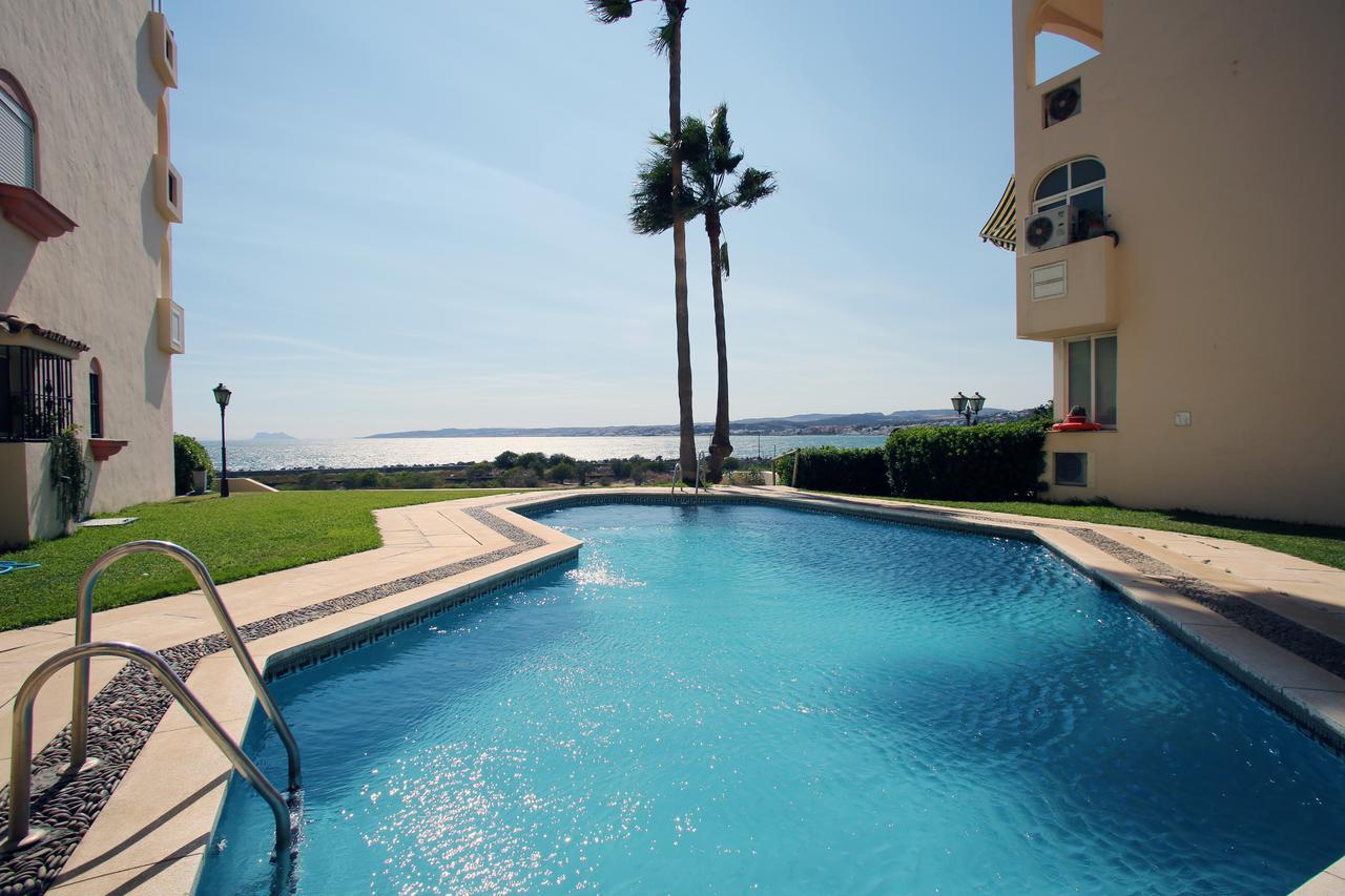 Marina Bay Playa Del Cristo Apartamento Estepona