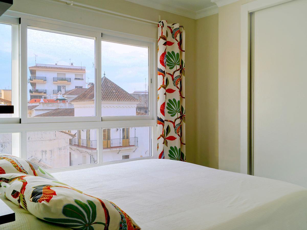 Apartment Plaza De Flores By Interhome