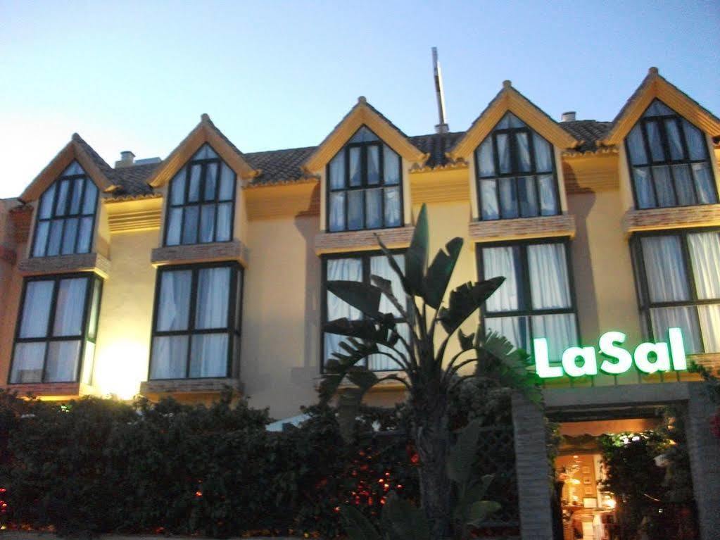 Dona Matilde Hotel