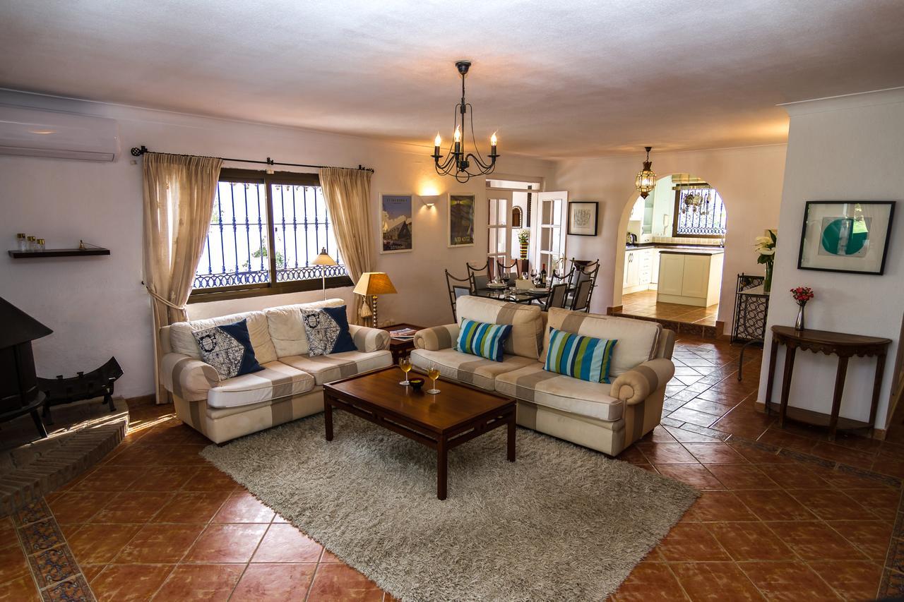 Mika Private Pool - Barbecue - Wifi * Estepona