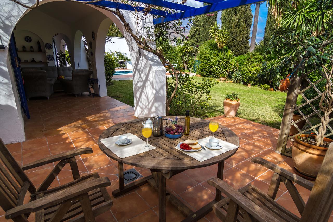 Villa Mika Private Pool - Barbecue - Wifi Estepona