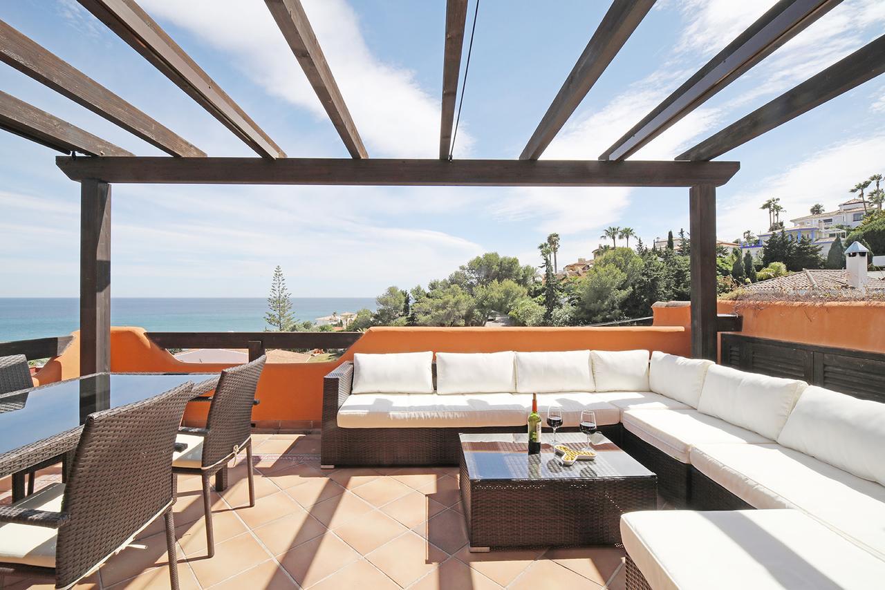 Jardines De Nueva Galera Cozy Penthouse Apartment