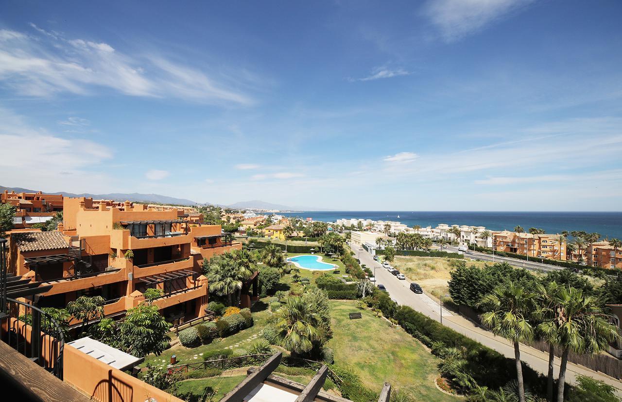 Jardines De Nueva Galera Cozy Penthouse Estepona