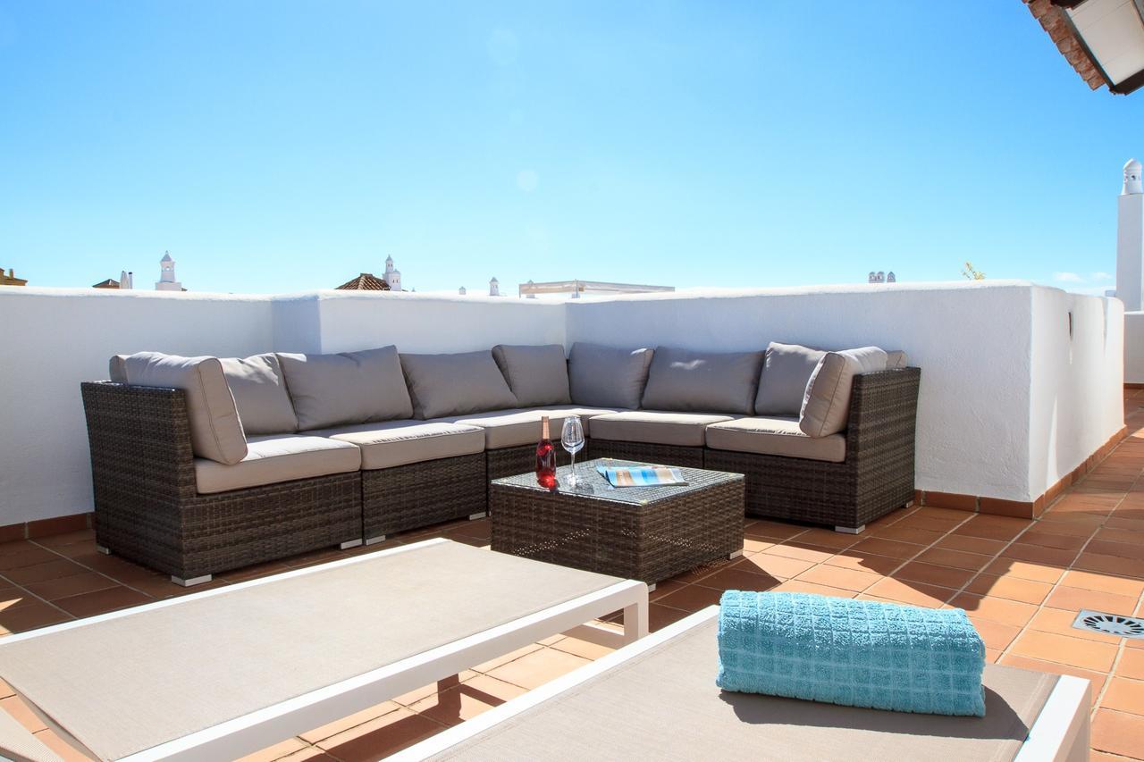 Golf Hills Apartment