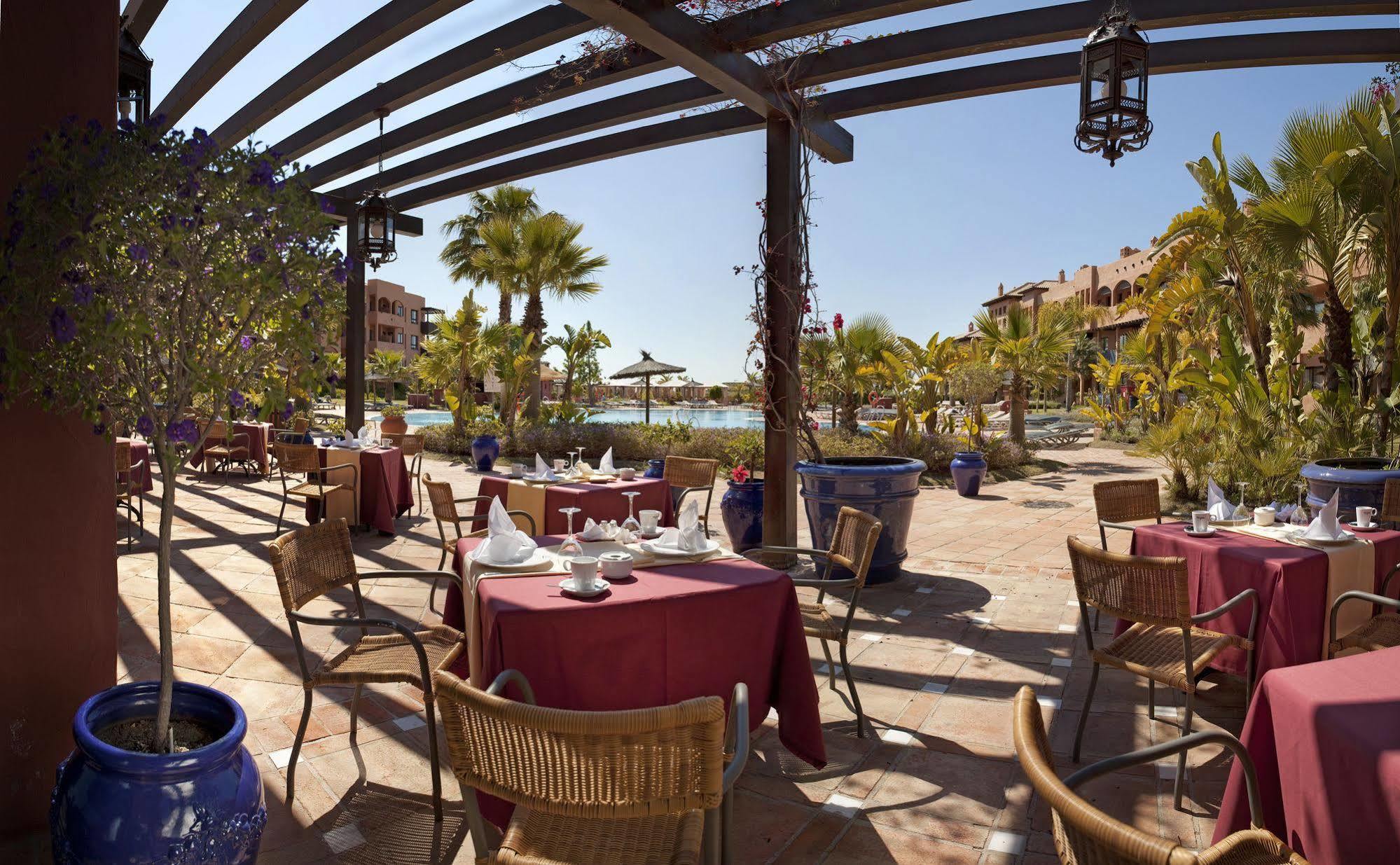 Aparthotel Pierre & 4*