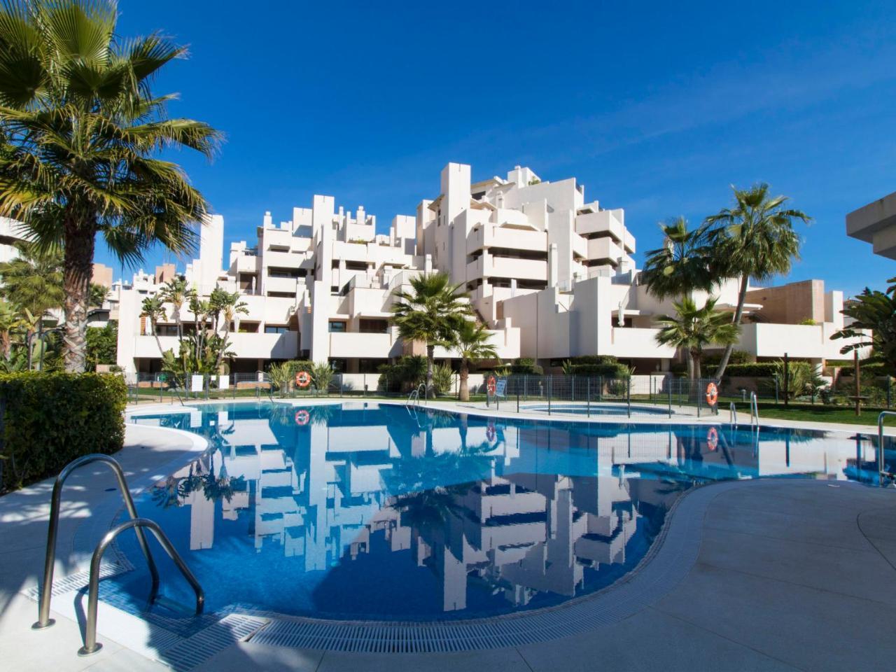 Apartamento Bahia De La Plata By Interhome Estepona