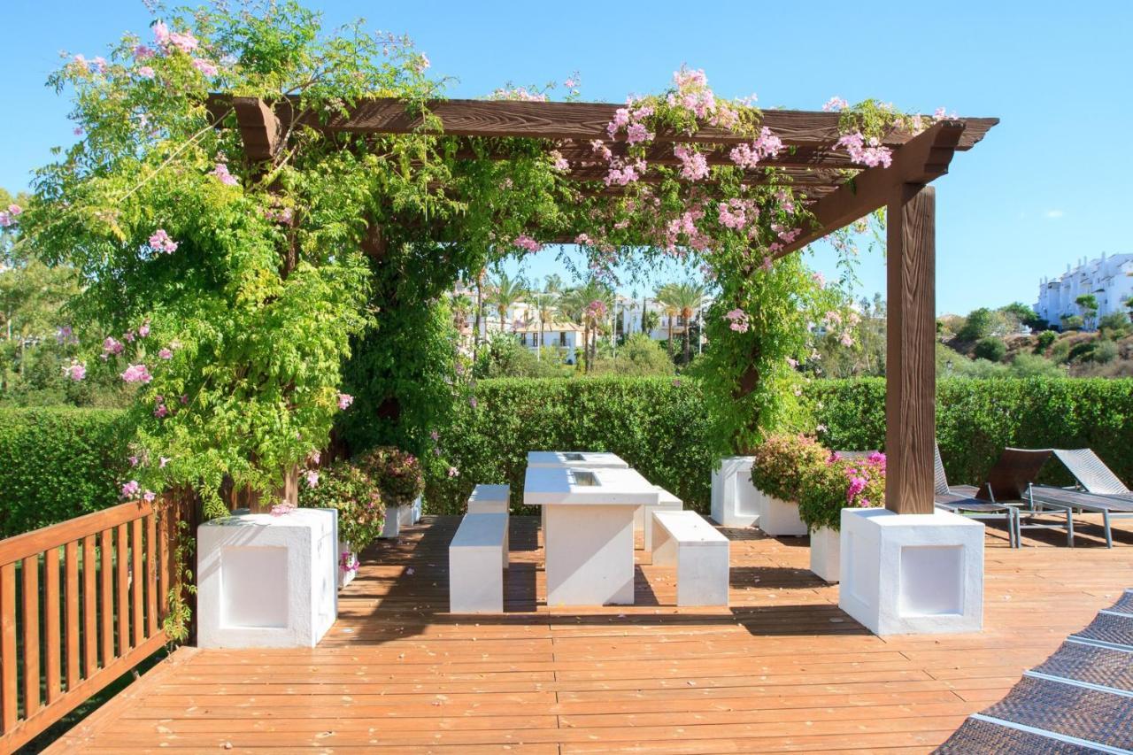 Apartment Del Golf Hills *