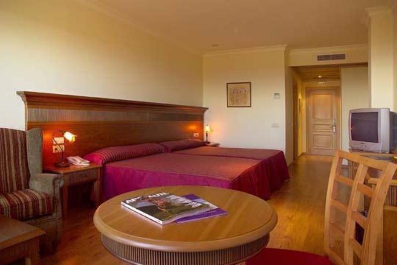 Hotel Globales Paraiso 4*