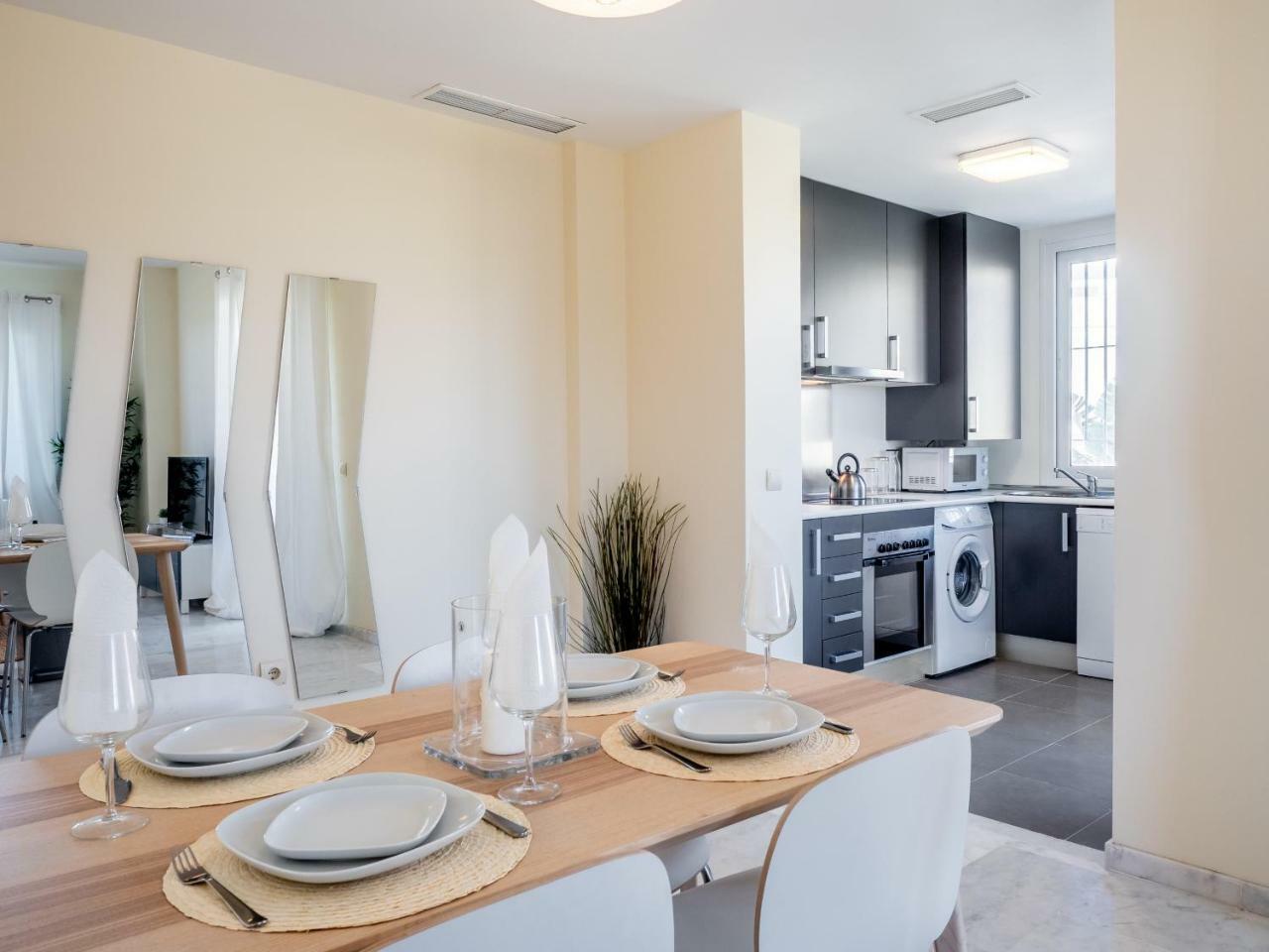 2275-superb New On Valle Romano, Golf View *