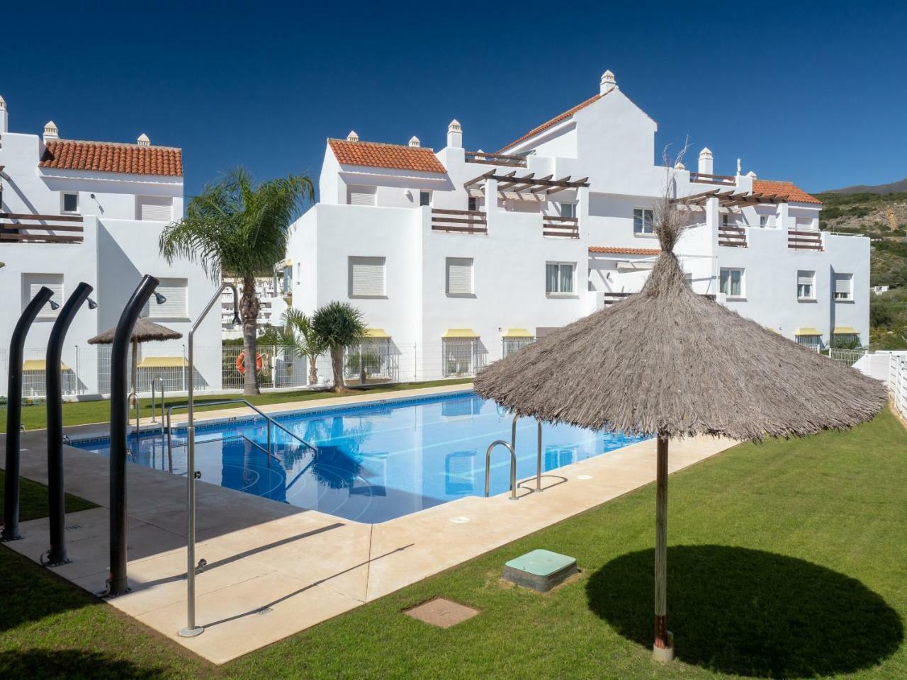 2275-superb New On Valle Romano, Golf View Apartment