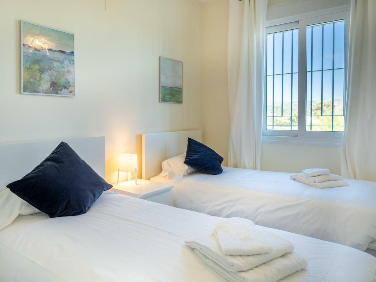 2275-superb New On Valle Romano, Golf View Apartment *