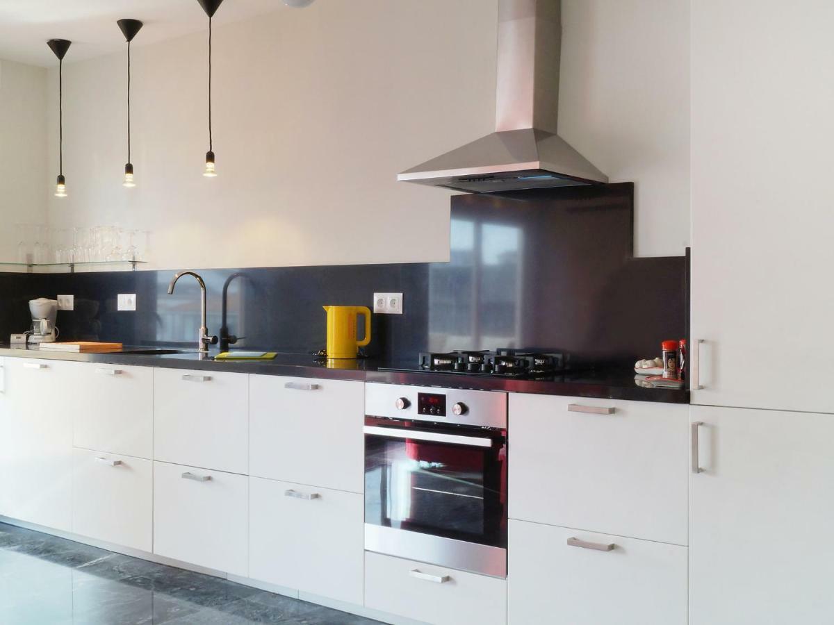 Plaza De Flores By Interhome *