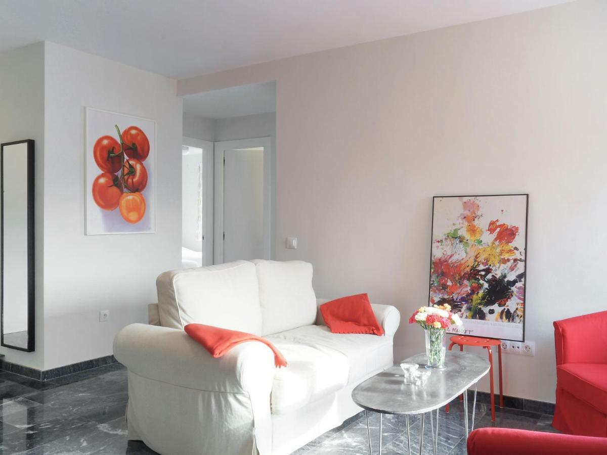 Plaza De Flores By Interhome *