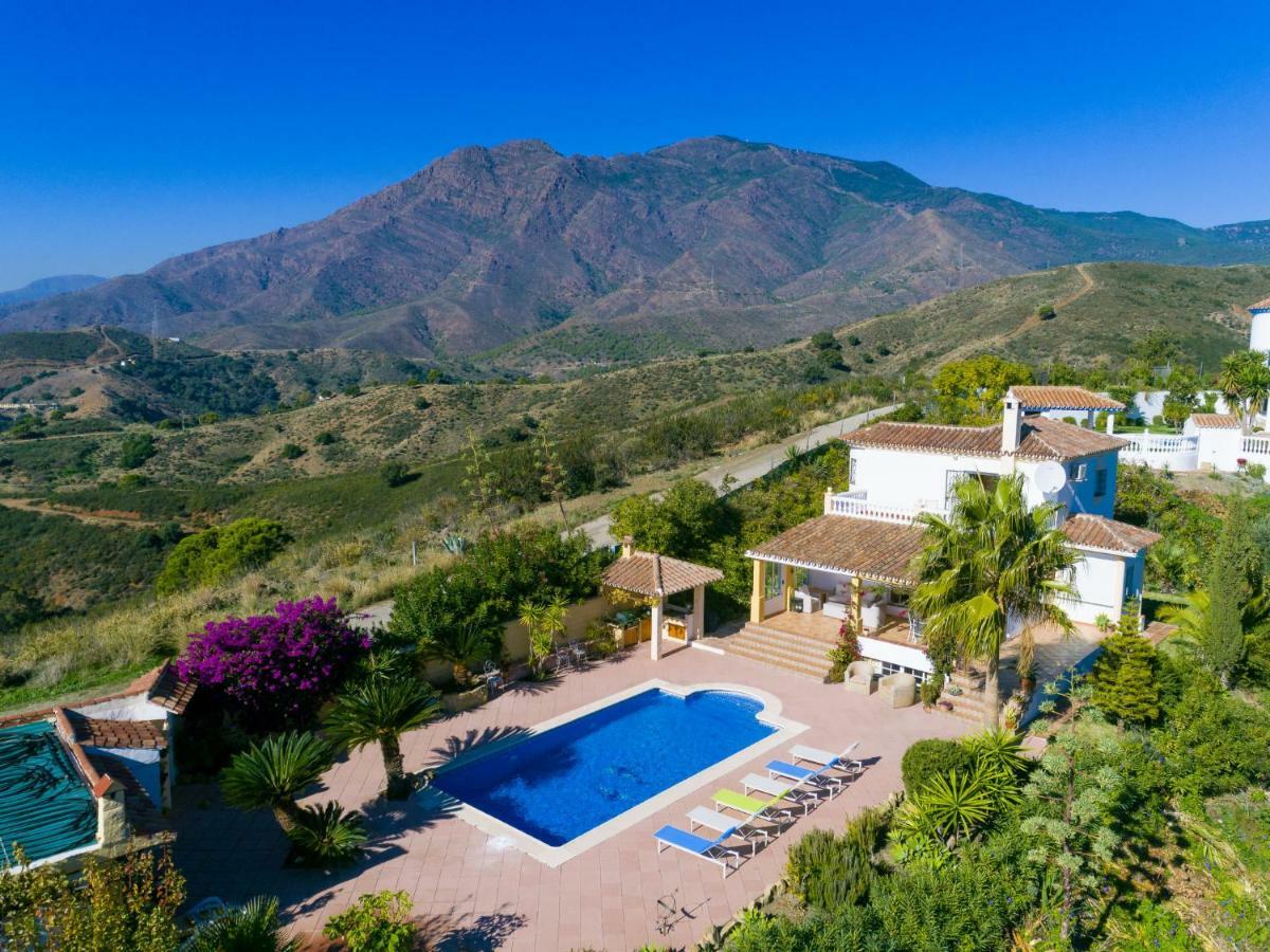 Esmerdo By Interhome Estepona