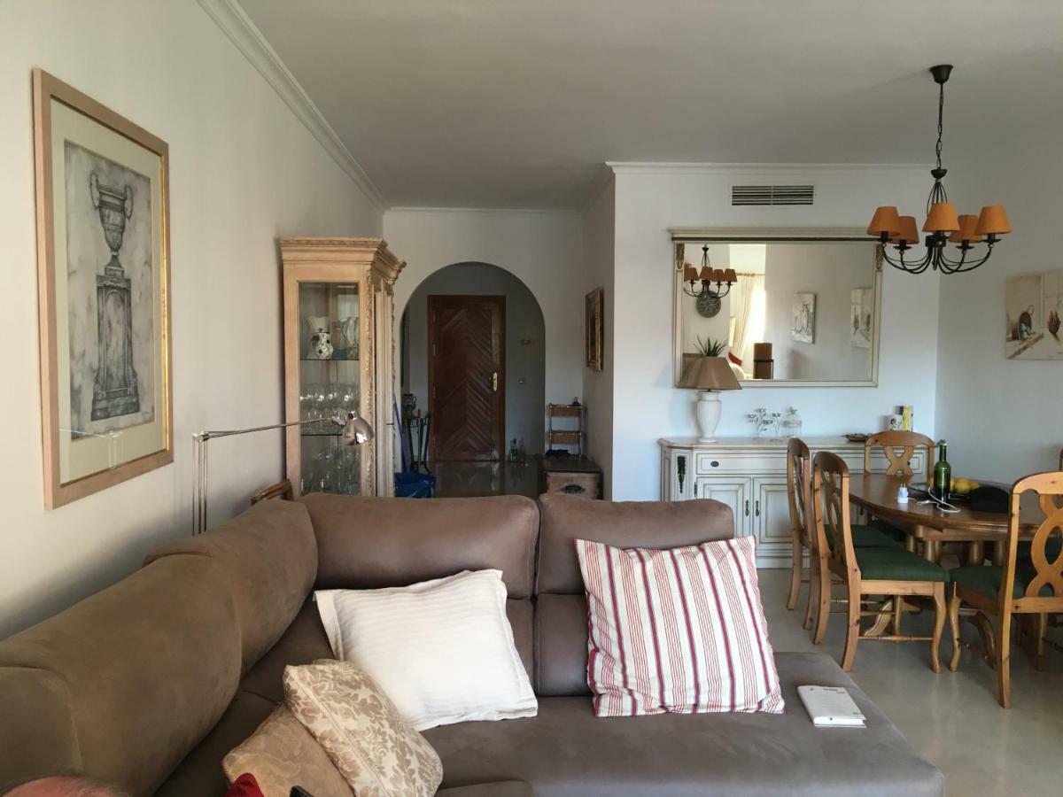 Apartment - Playa - En Urbanizacion De Park Con Jardin Pb20 Estepona