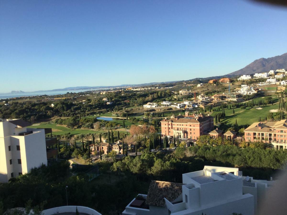 Acosta,los Flamingos -golf & Sea Views Apartment Estepona