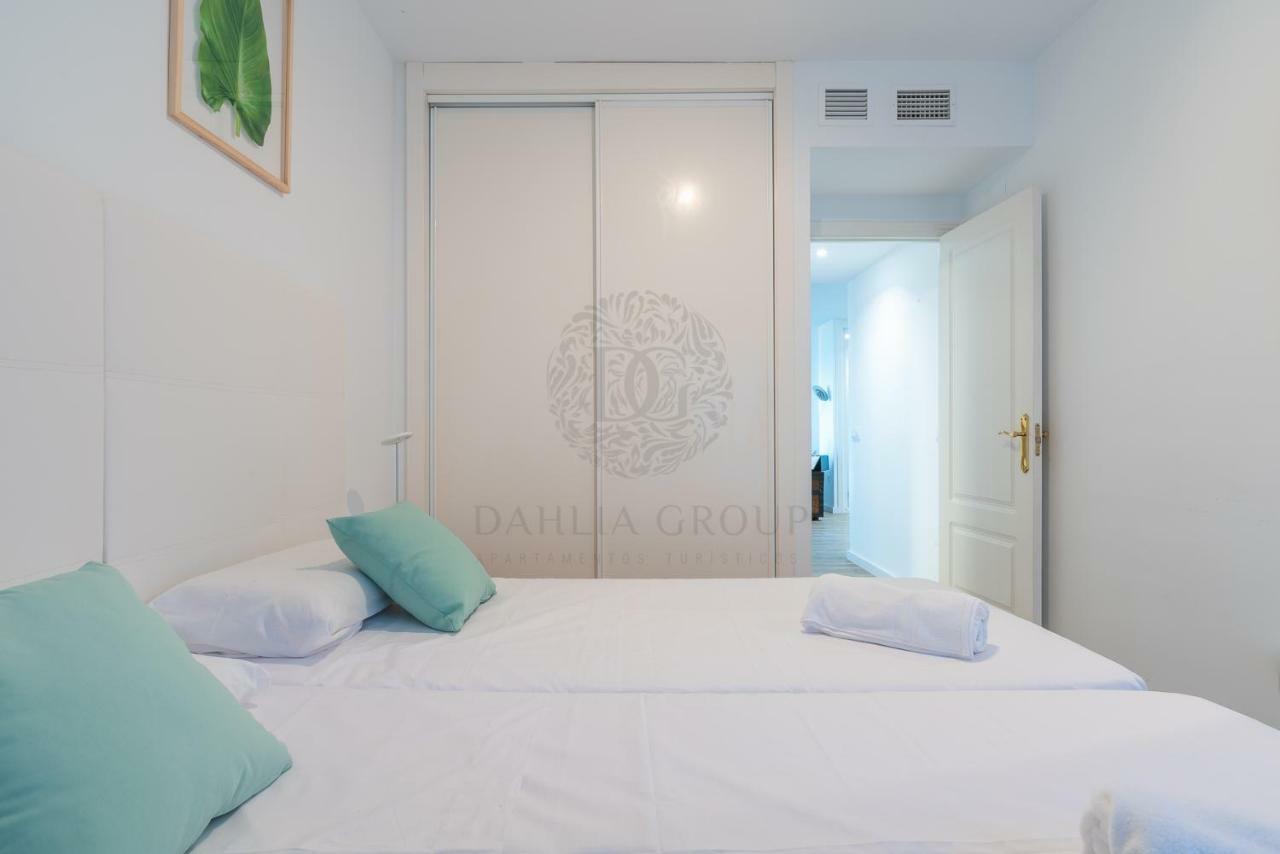 Apartment El Faro Beach By Dahlia Group *