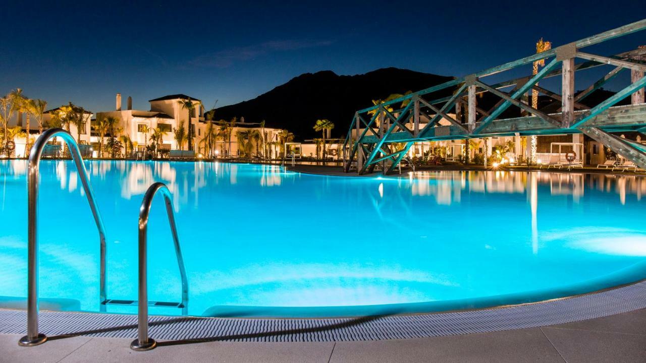 Hills Aparthotel 2*
