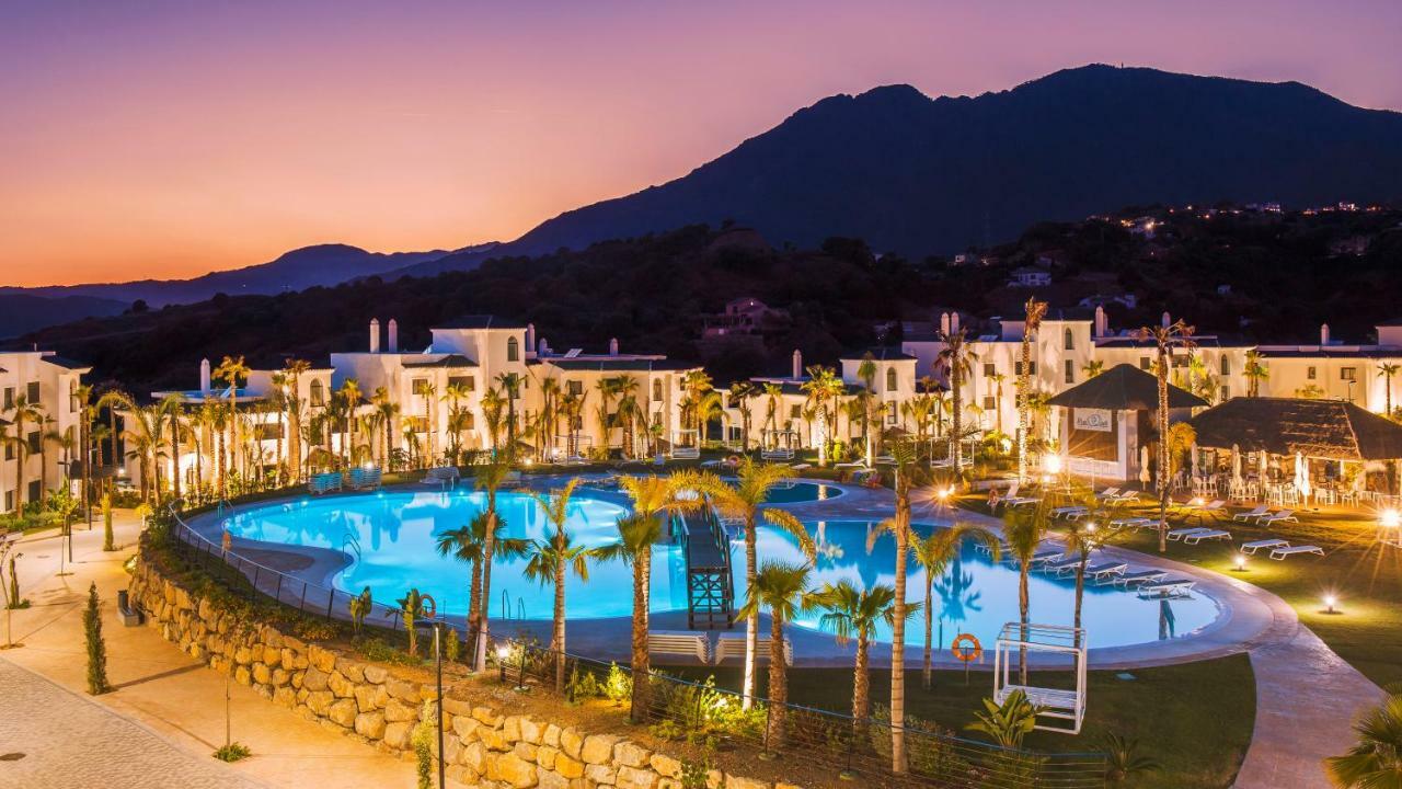 Hills Aparthotel