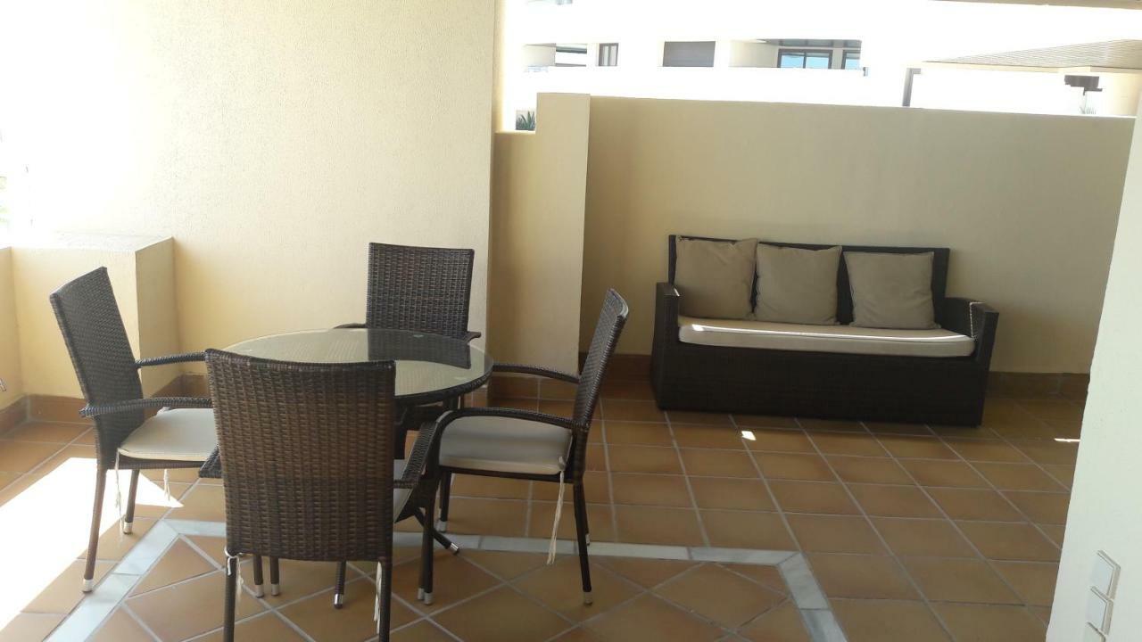 103 - With & Gym Apartment Estepona