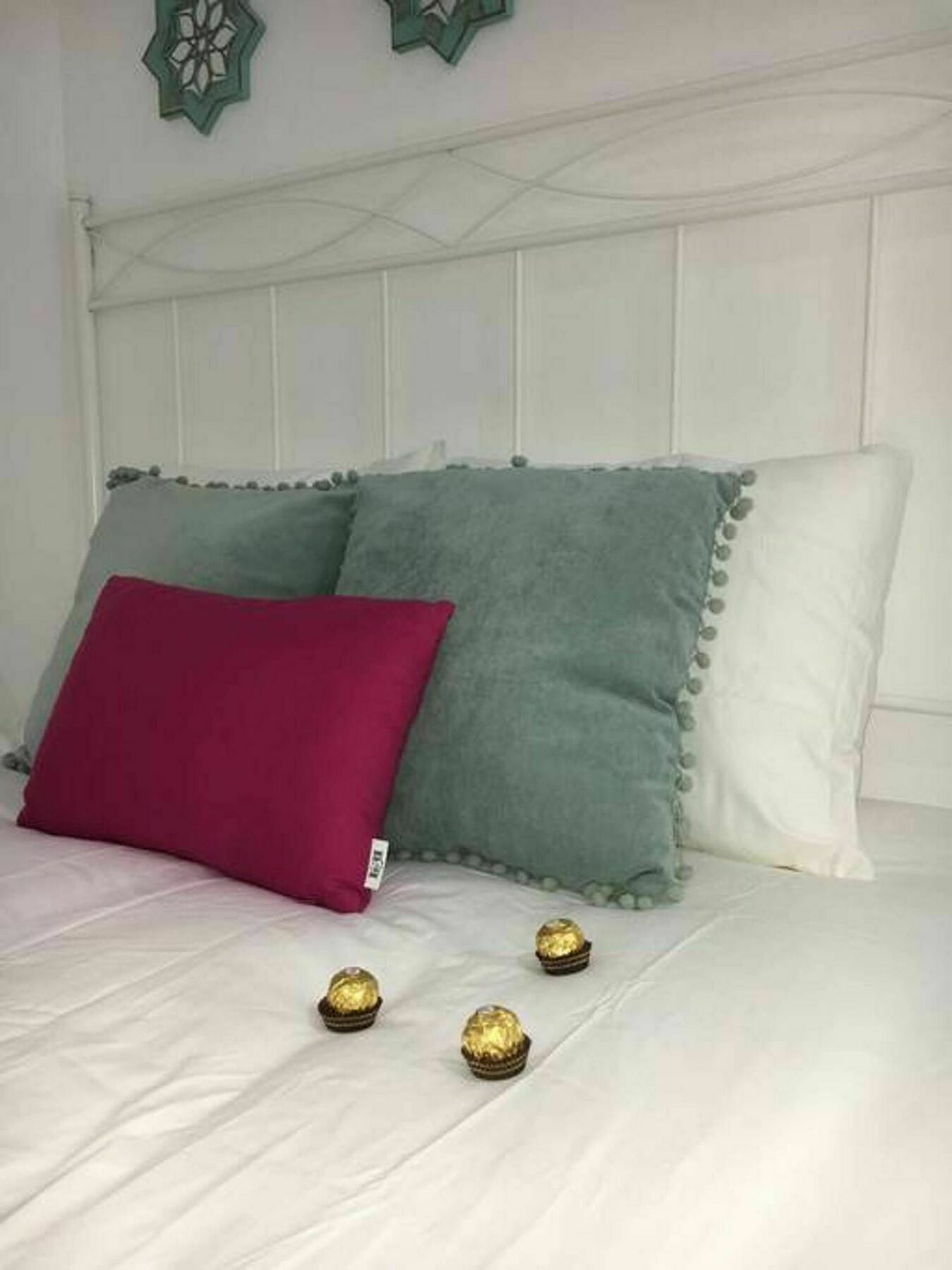 With One Bedroom In Estepona, With Pool Access And Furnished Apartment *