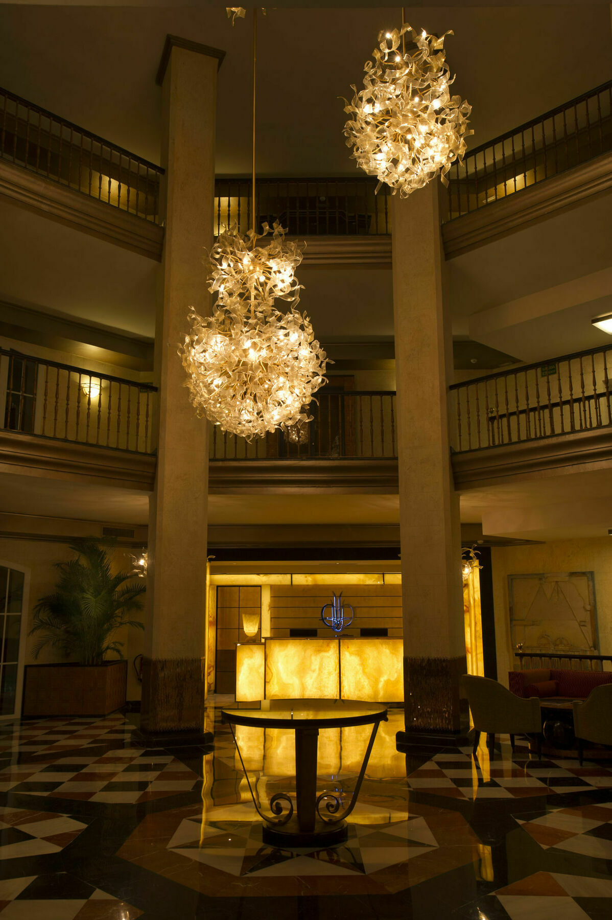 Las Dunas Suites & Apartments *