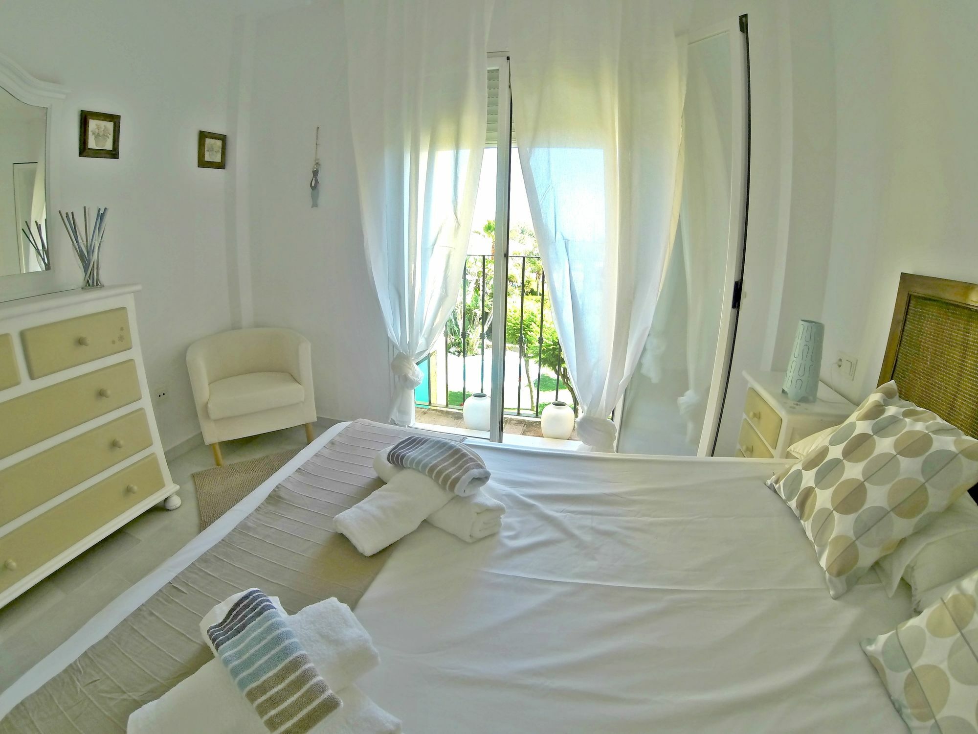 Apartment Sky Sea Holidays Puerto Banus