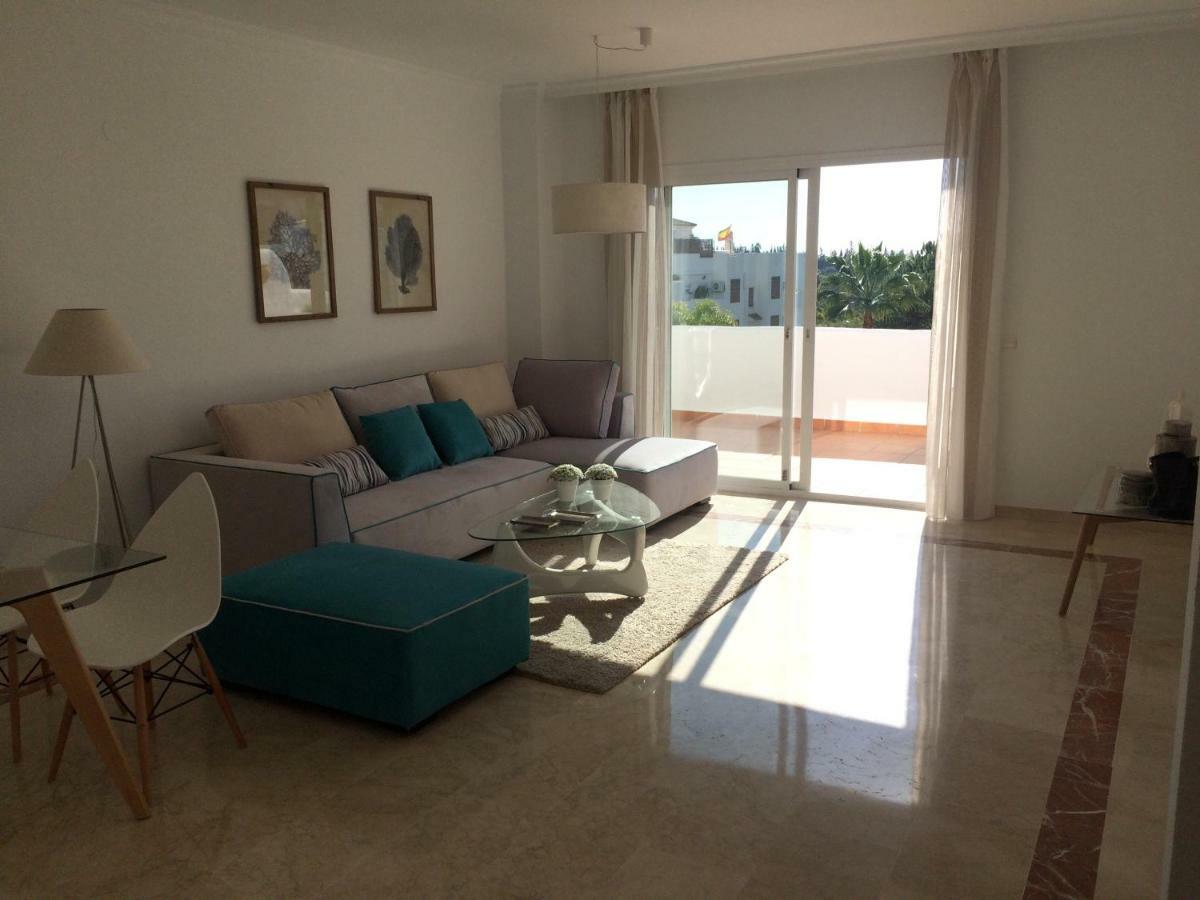 Apartment Penthouse De Lunymar *