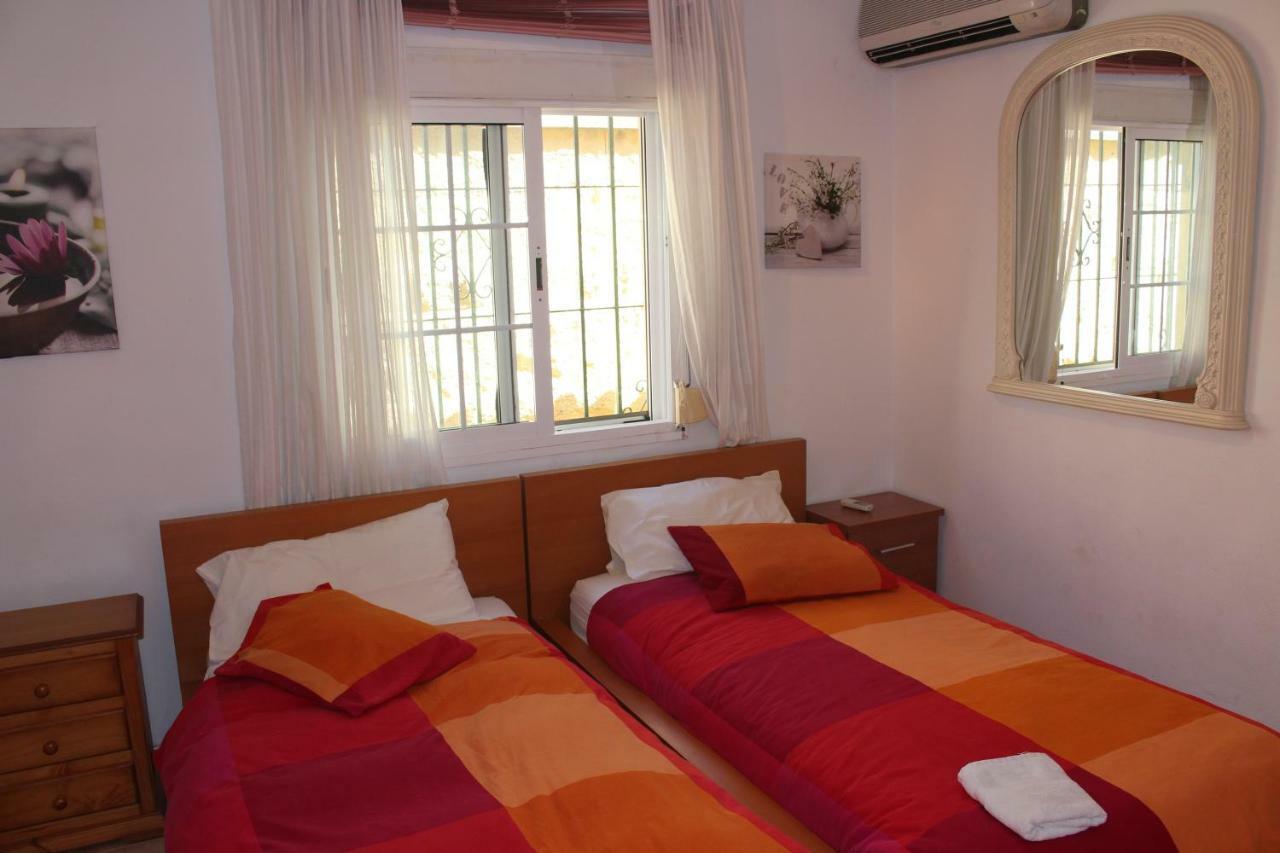 Melger - Private With Swimming Pool *