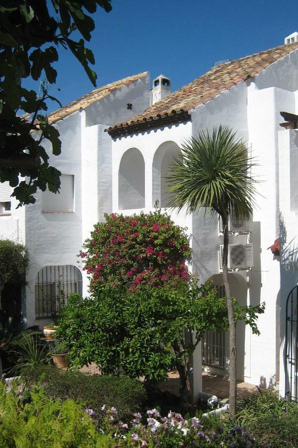 Holiday home Beautiful Townhouse Internet Air Con 5 Guests