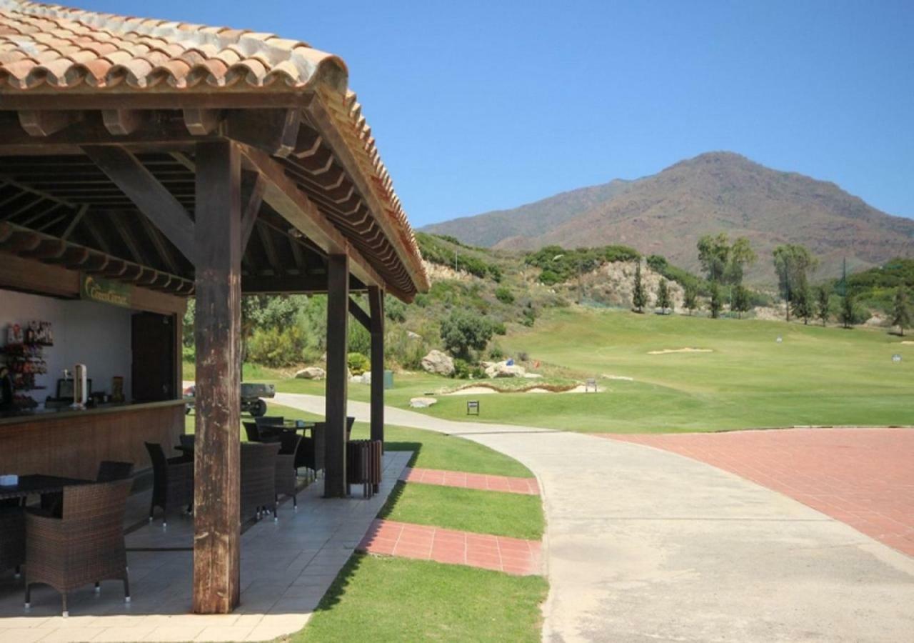 Borghese Valle Romano Golf Apartment Estepona