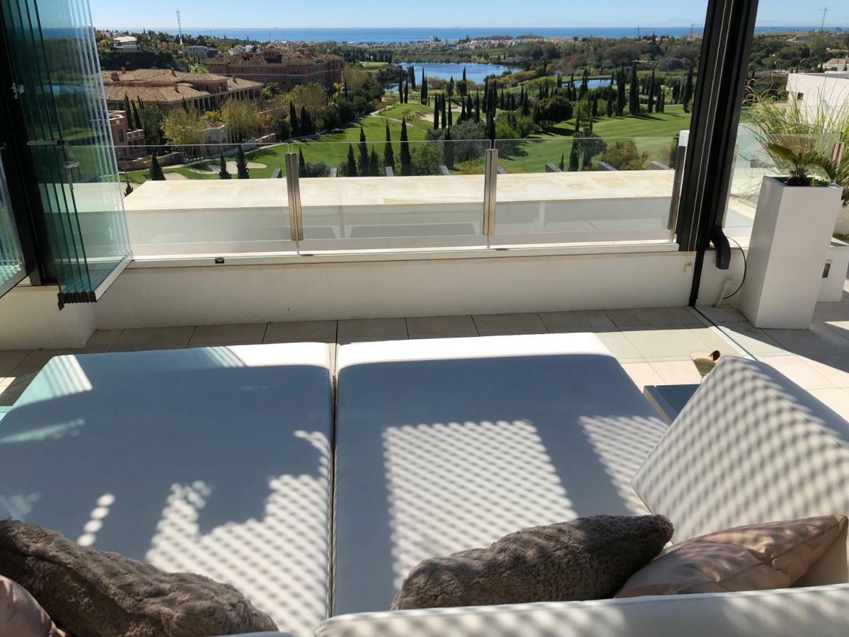 Flamingos Tee 6 Apartment Estepona