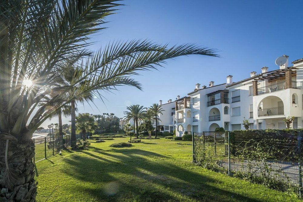 Apartment Hb First Line In Hacienda Roomservice Estepona