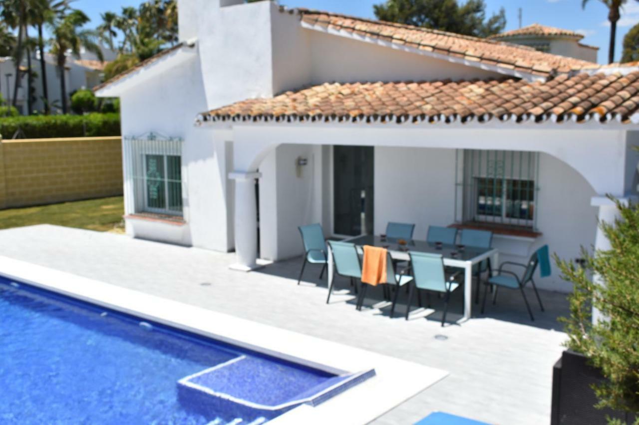 Esmeralda Villa