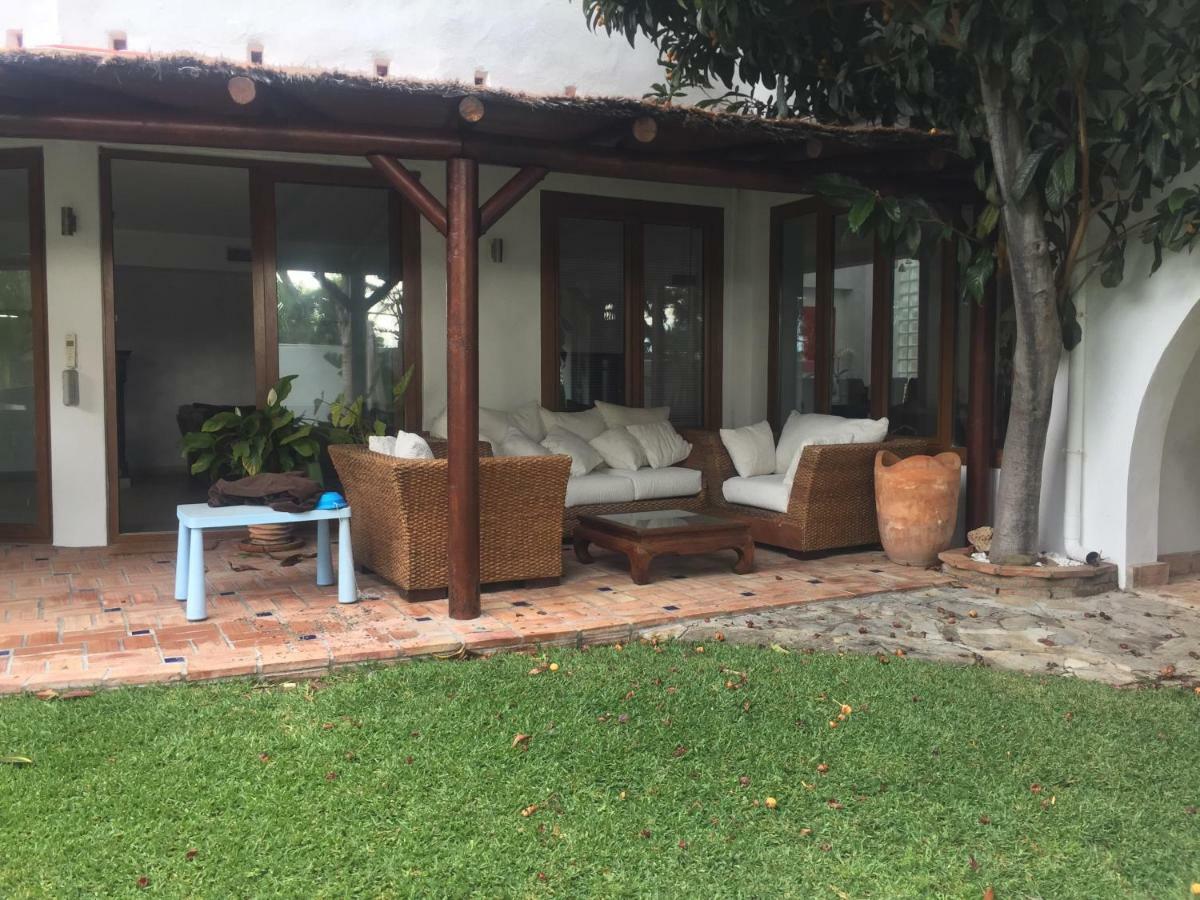 With Heated Pool And Jacuzzi Close To Puerto Banus And * Estepona