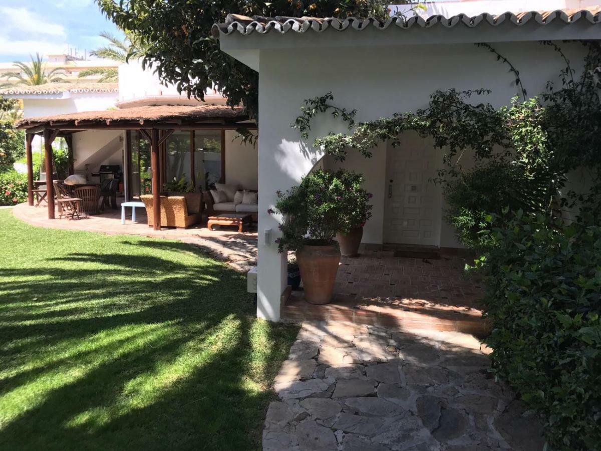 With Heated Pool And Jacuzzi Close To Puerto Banus And